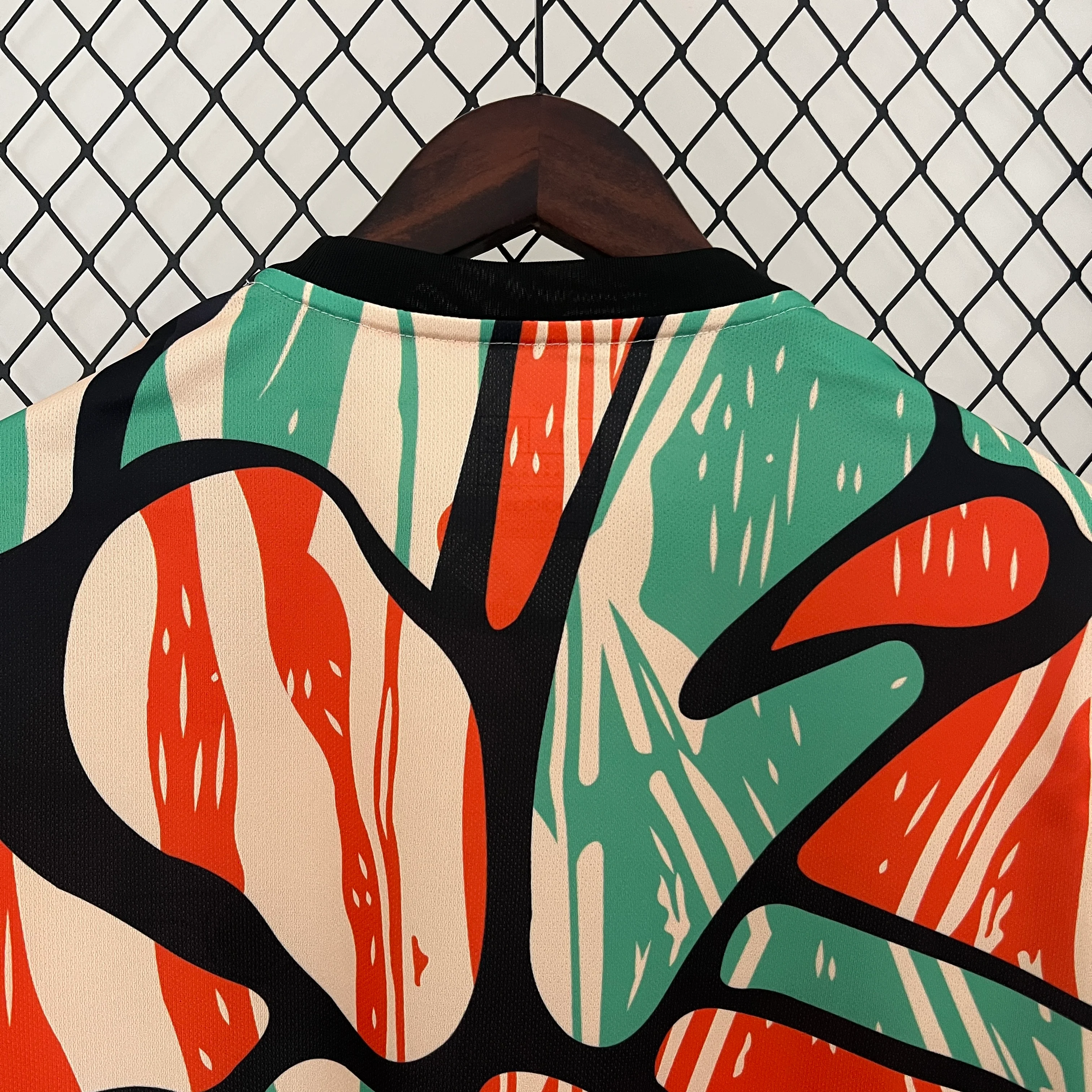 Thumbnail 6